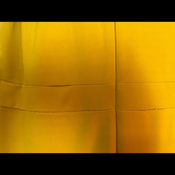 NEW WITH TAGS Mustard Yellow elegant gown SIZE XL - Picture 5 of 6